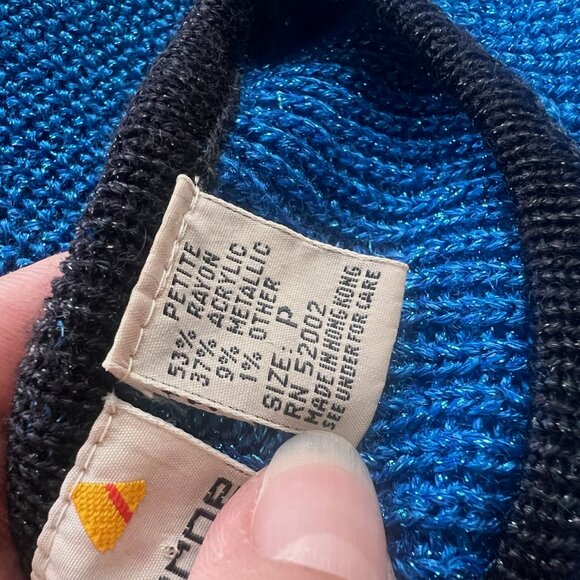 Vintage Blue Metallic Liz Claiborne Pullover Sweater in Size P (Petite) - Picture 3 of 9